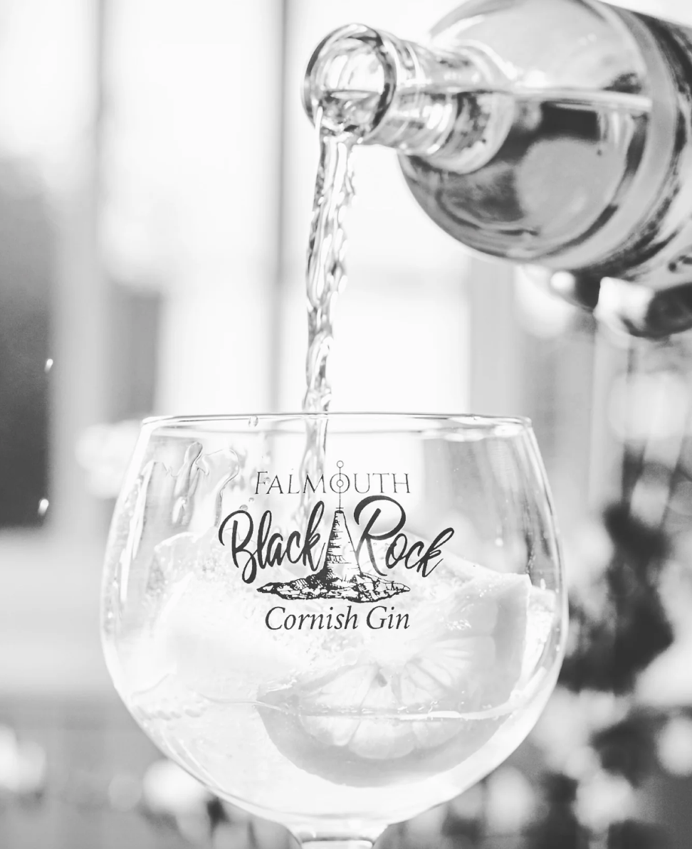 Gin pouches top